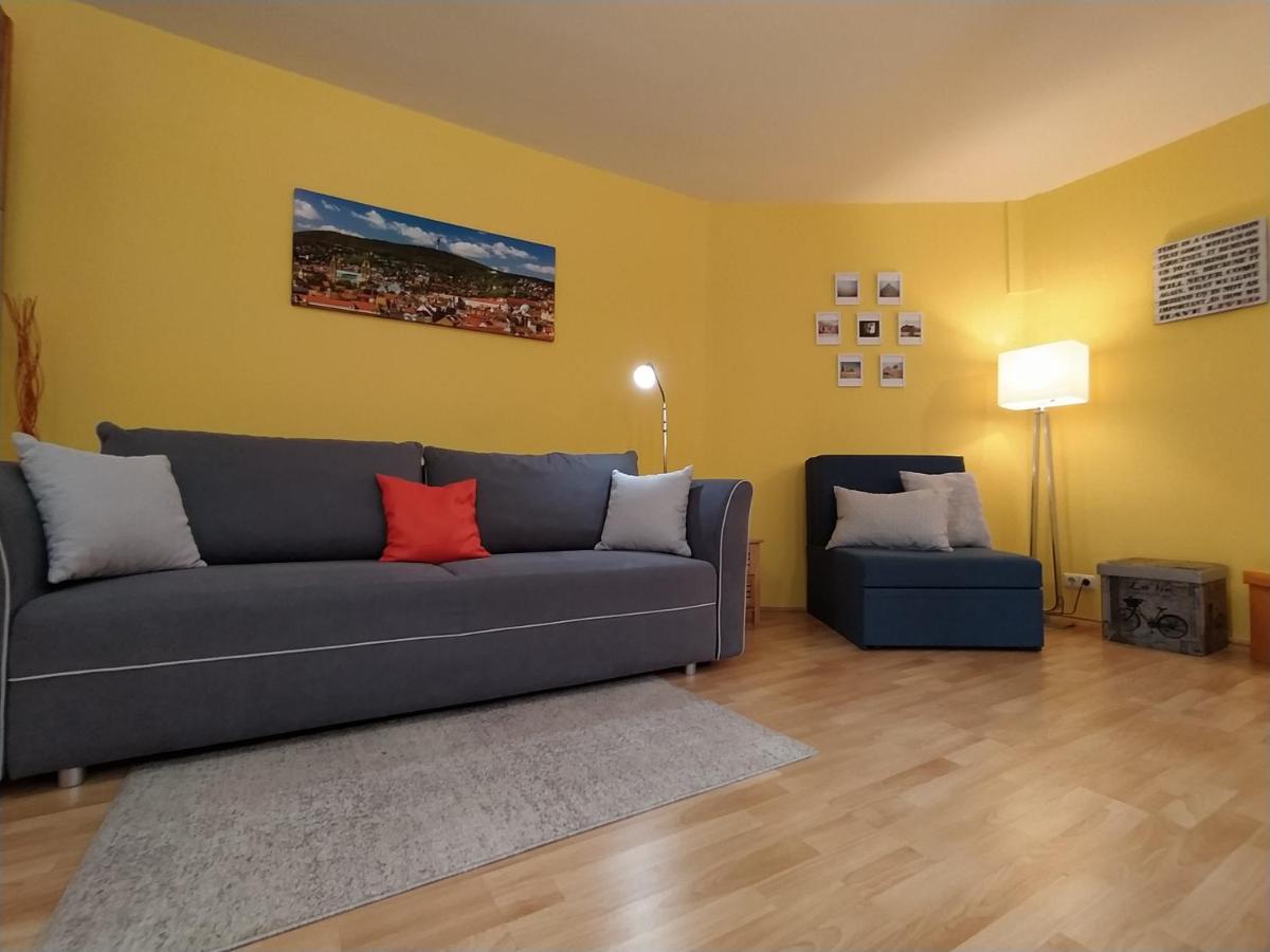 페치 Keltaur Studio Apartman With Garage 아파트 외부 사진